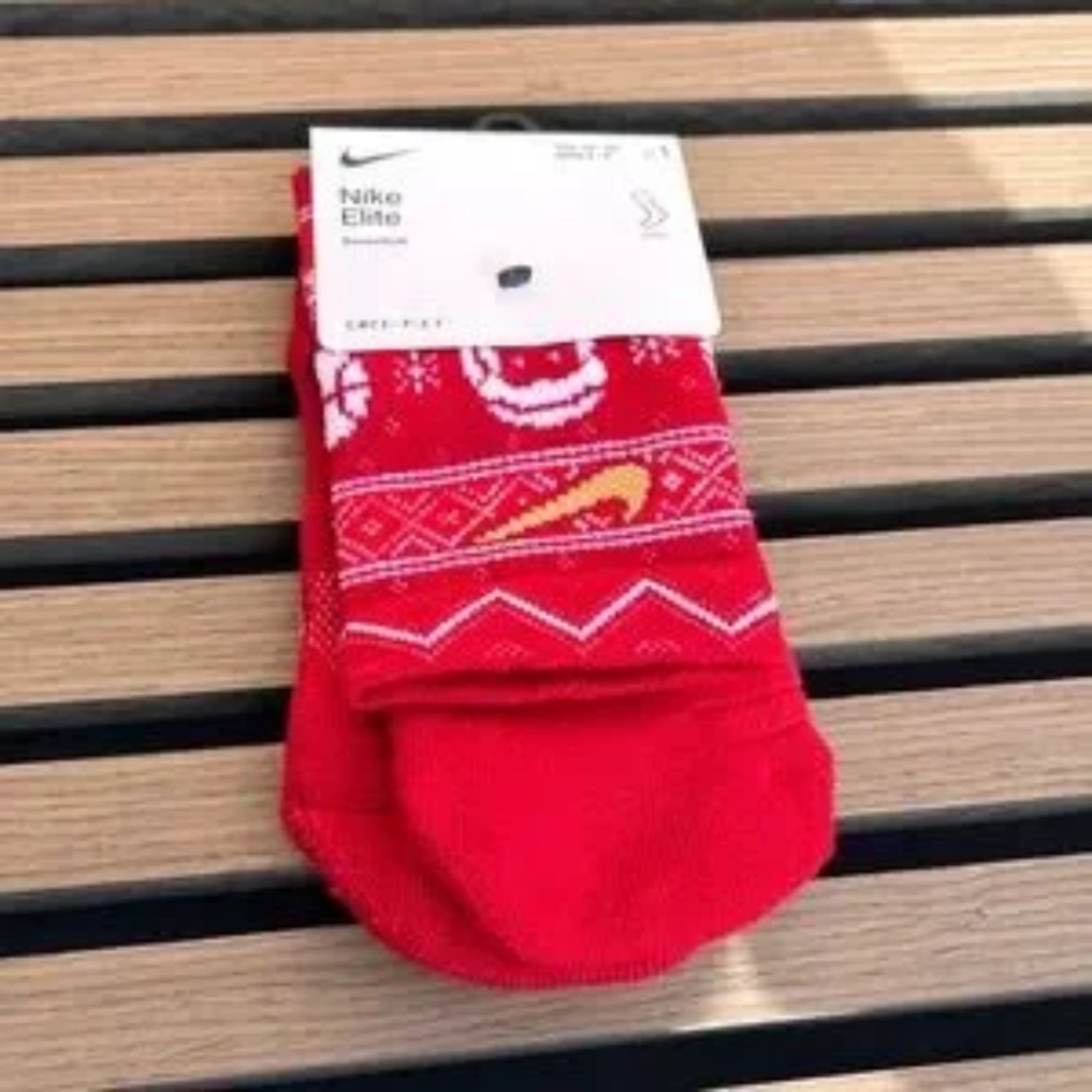 Nike Elite Dri Fit Festive Santa Socks Red Basketball Crew Large